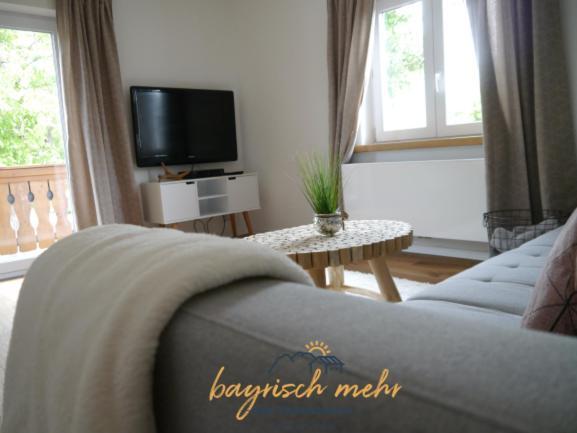 Ihre Ferienwohnung Bayrisch Mehr... Gstadt am Chiemsee Camera foto